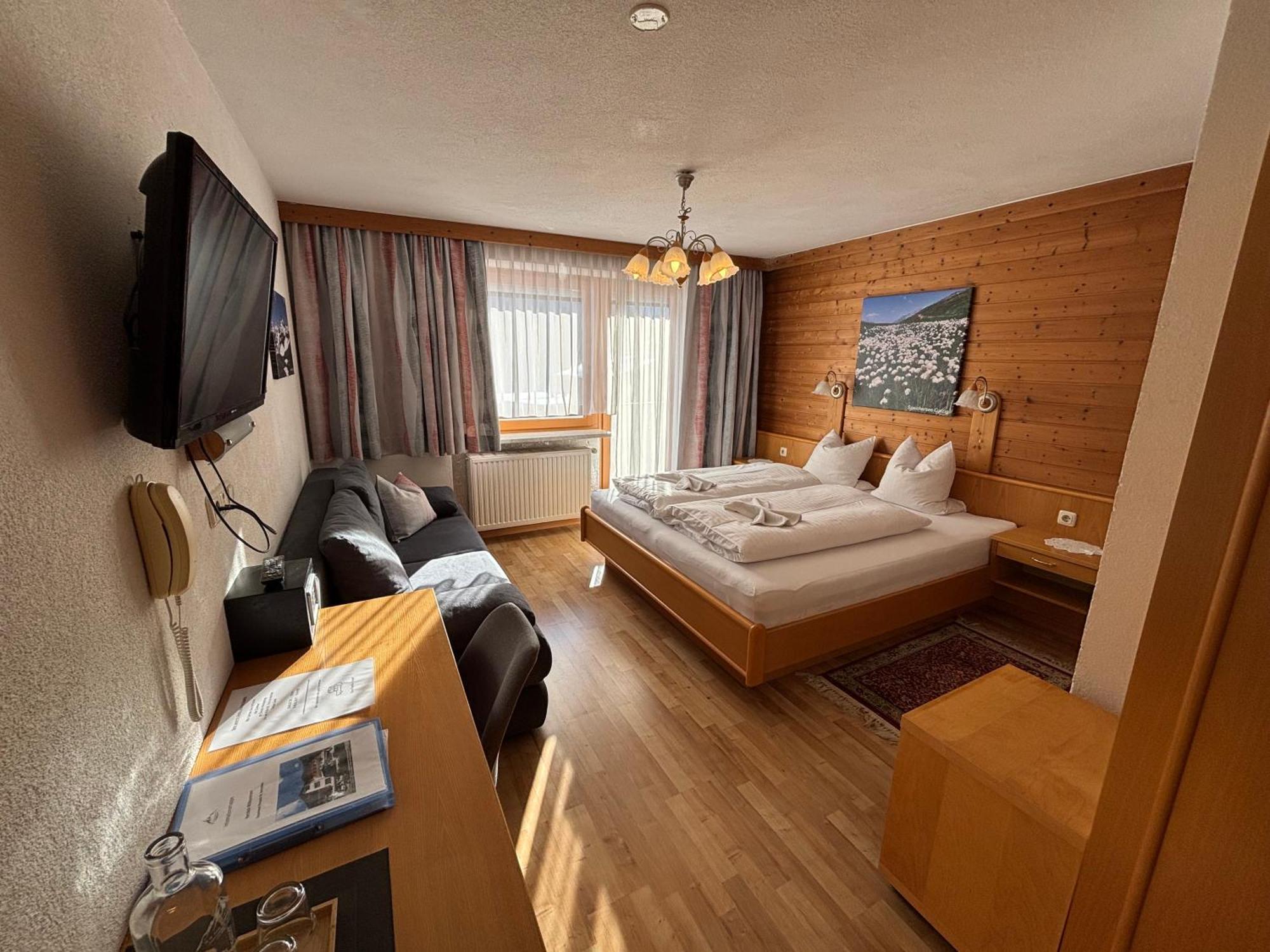 Appartement Pension St. Sebastian Pettneu am Arlberg Exteriör bild