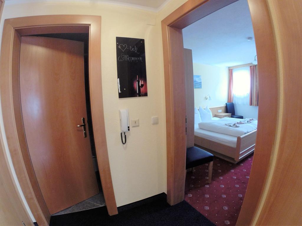 Appartement Pension St. Sebastian Pettneu am Arlberg Exteriör bild
