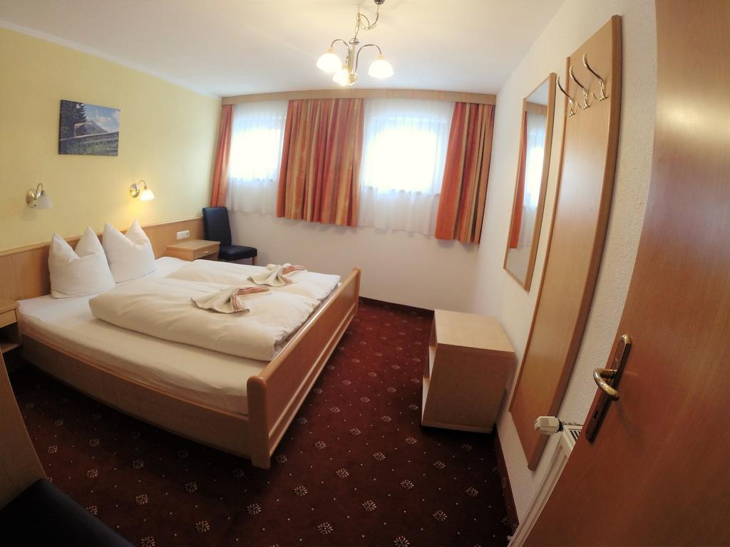 Appartement Pension St. Sebastian Pettneu am Arlberg Exteriör bild
