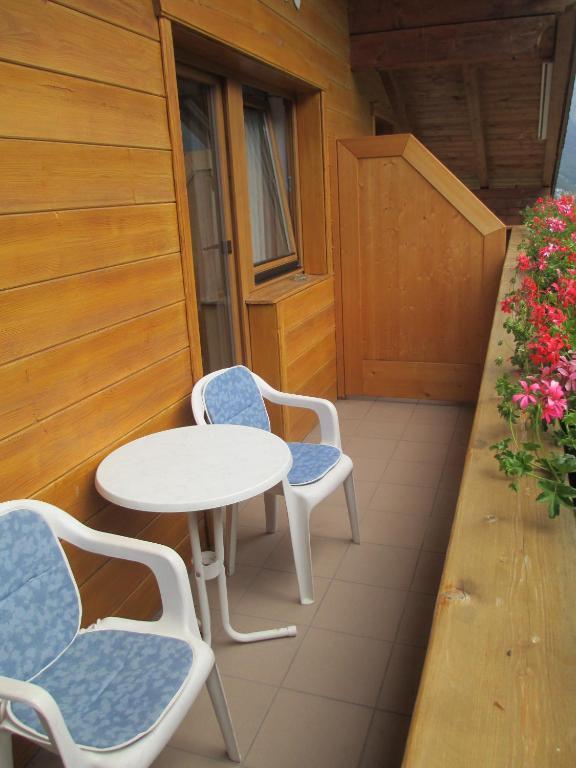 Appartement Pension St. Sebastian Pettneu am Arlberg Rum bild